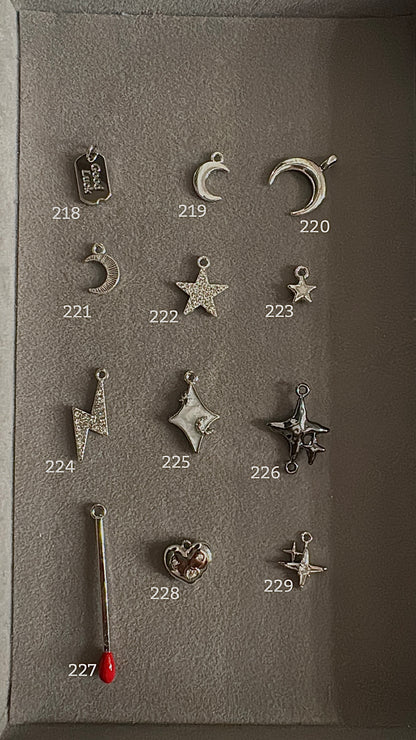 5 Charms Pin-Silver